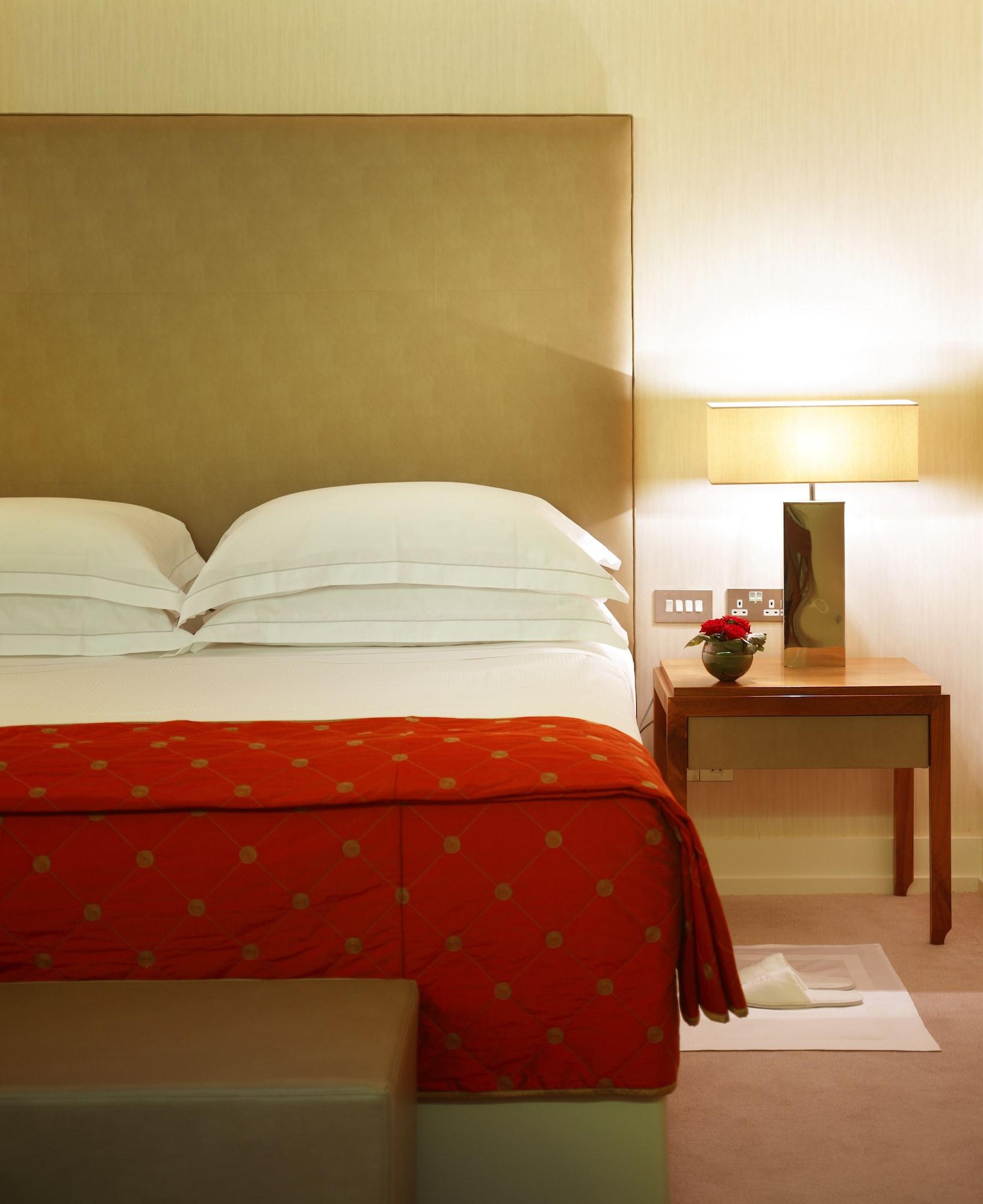 Aghadoe Heights Hotel & Spa Киларни Екстериор снимка A bedroom at the hotel