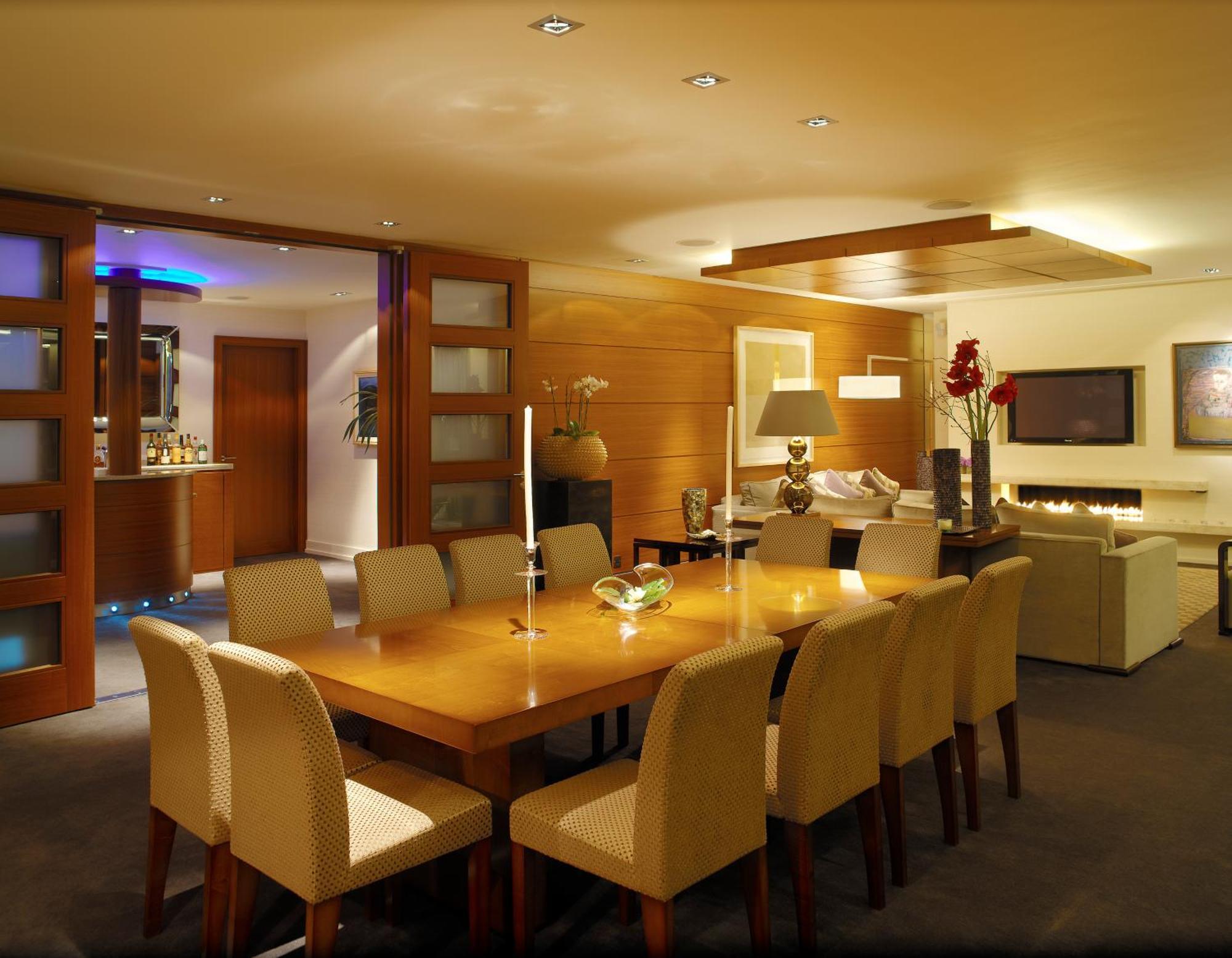 Aghadoe Heights Hotel & Spa Киларни Стая снимка The interior of the British Airways Concorde Room