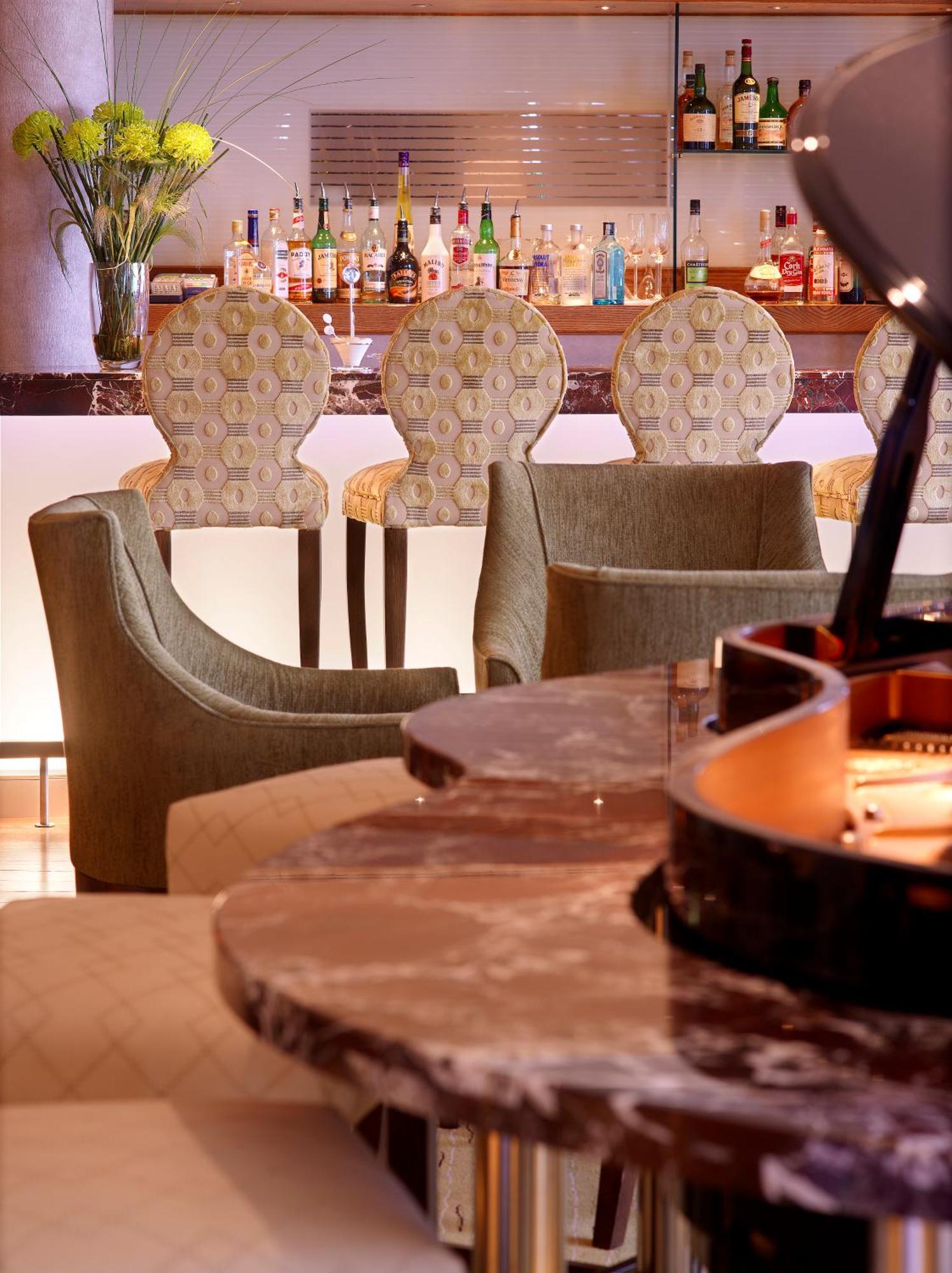 Aghadoe Heights Hotel & Spa Киларни Екстериор снимка The bar at the hotel